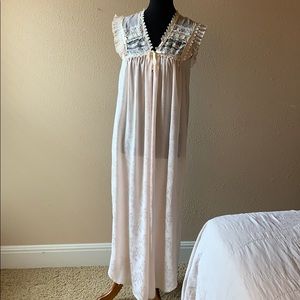 vintage Vera Wang, lace nightgown